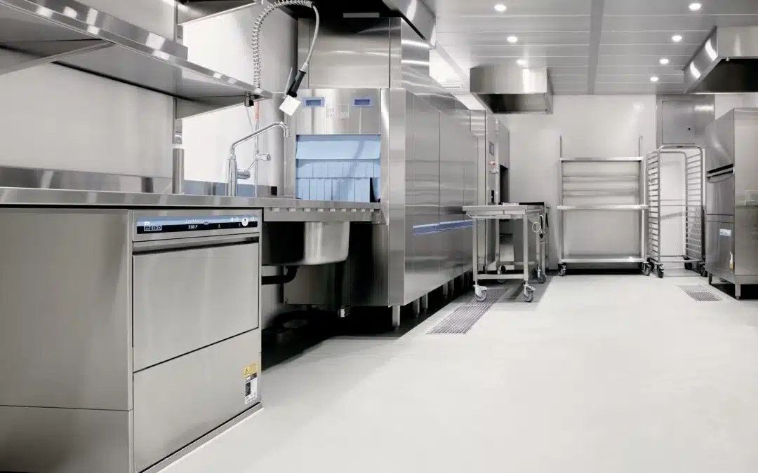 From Grime to Shine: How Commercial Kitchen Cleaning Keeps Businesses Safe